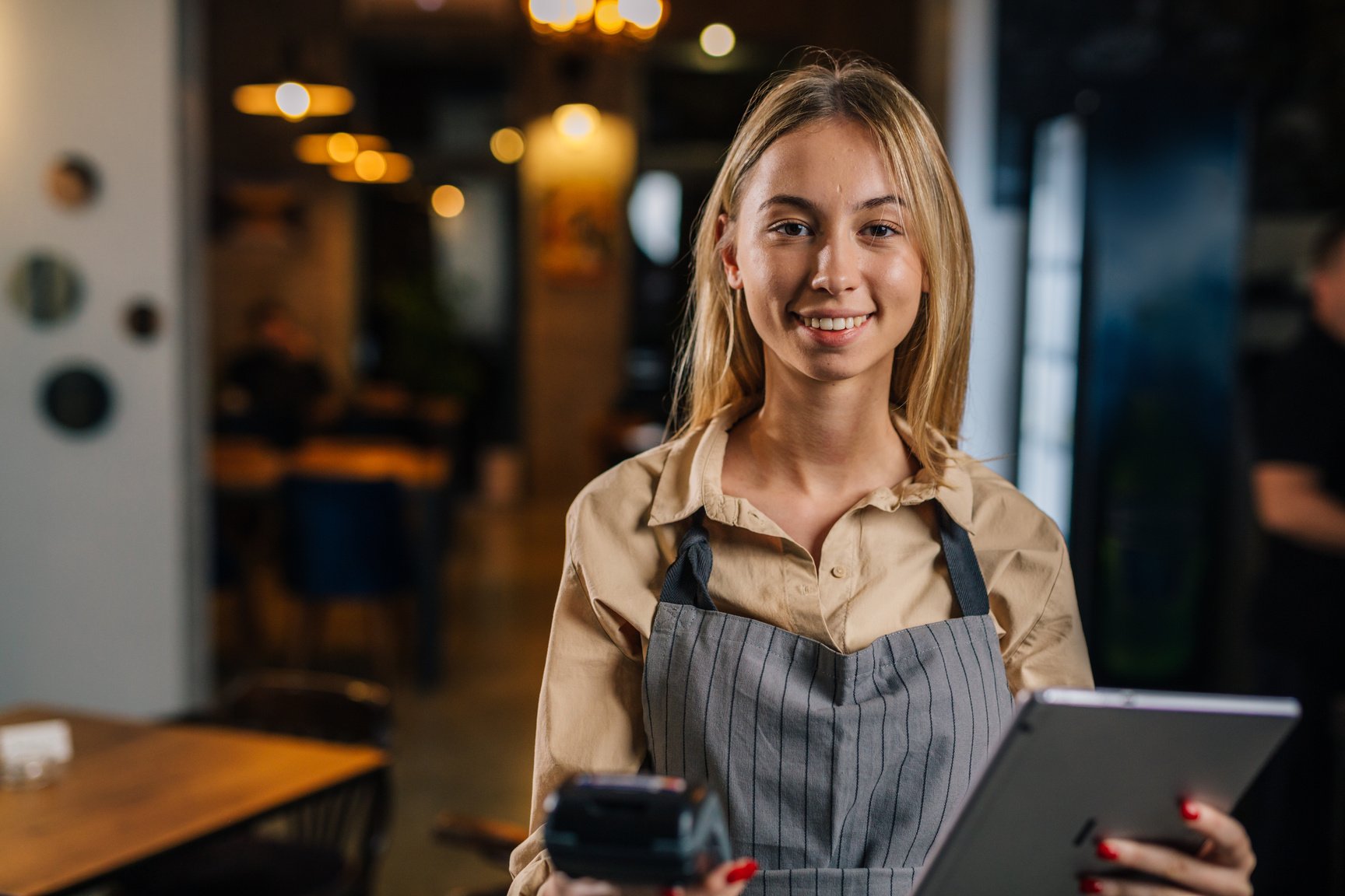 waitress in cafeteria